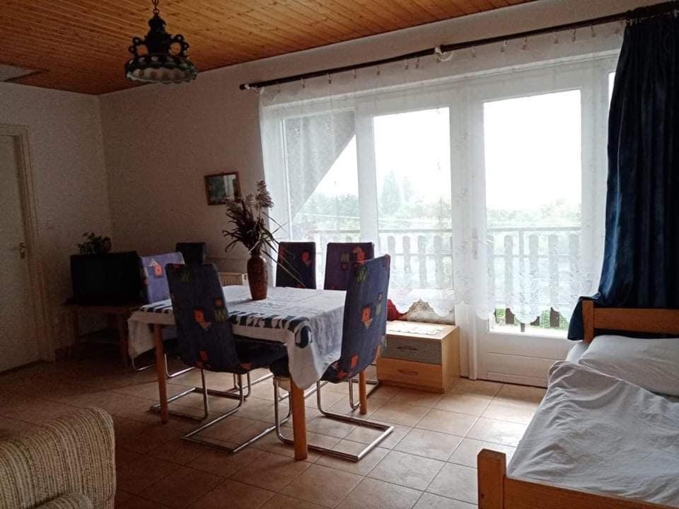 Badacsonyi Magan Szallas Badacsonytomaj Esterno foto